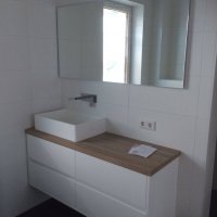 Toilet en badkamer